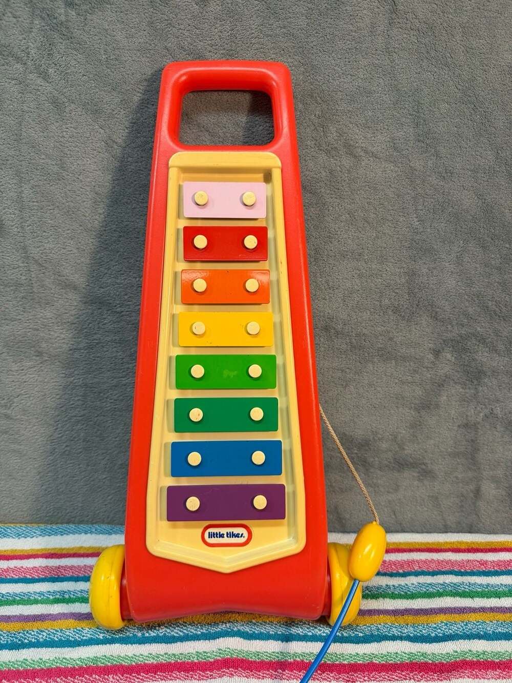 80’s Vintage Little Tikes Tap-a-Tune Xylophone Musical Pull Toy Handle Wheels